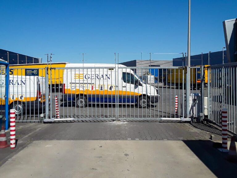 Draaipoort met Fadini Kit HINDI 880 lineaire poortopener