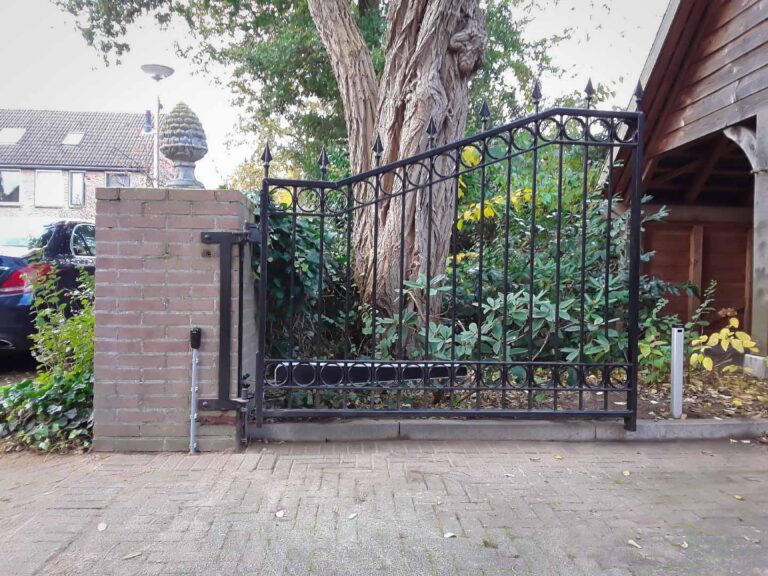 Bestaande poort automatiseren met de Comunello Kit ABACUS 500