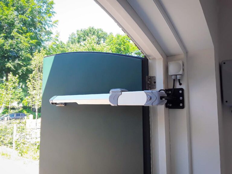 2 dubbele garagedeuren automatiseren met de Fadini Kit HINDI 880