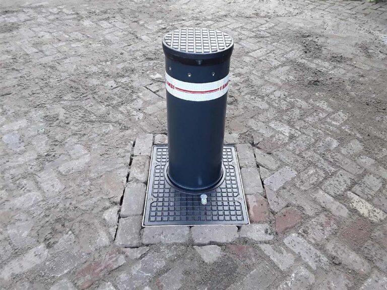 Terrein beveiligen met 2 TALOS bollards van Fadini