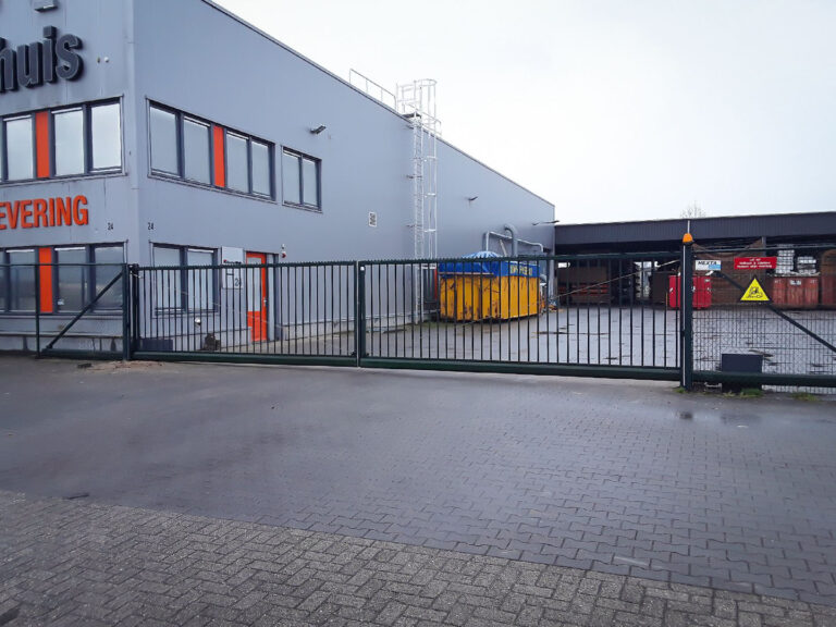 Nieuwe schuifpoort automatiseren met Kit JUNIOR 650 schuifpoortopener
