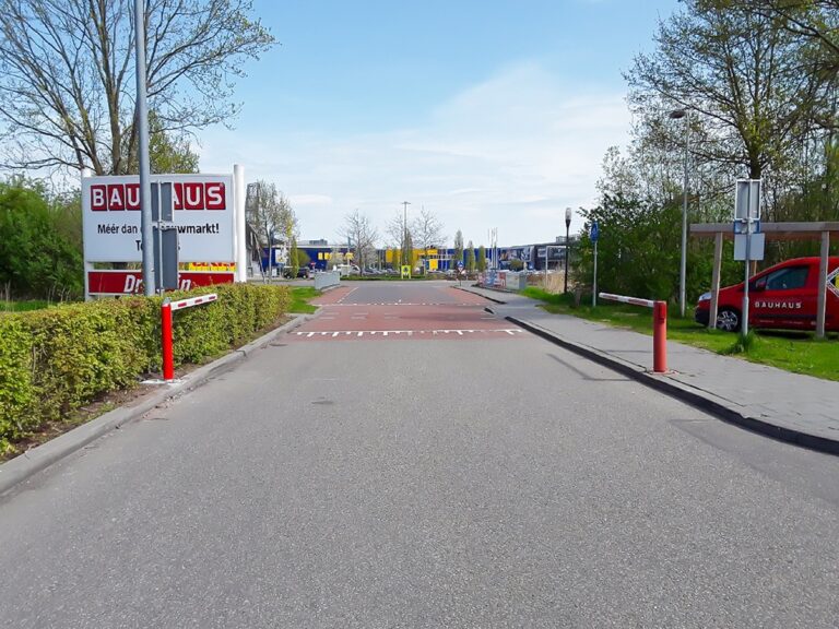 Terrein afsluiten met een handbediende slagboom