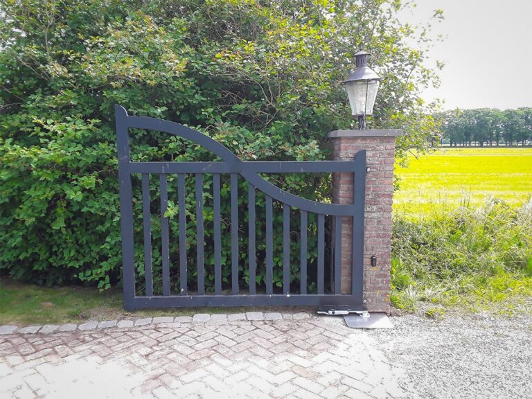 Poort automatiseren met de Kit EAGLE van Comunello