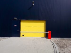 Opslagcentrum met Fadini BAYT 980 slagbomen