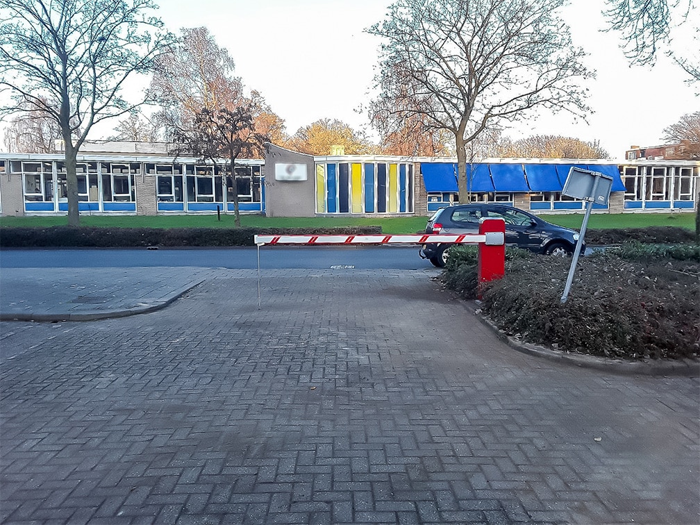 Parkeerterrein afsluiten met Comunello LIMIT 500 slagboom