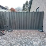 Thumbnail of http://Moderne%20poort%20geautomatiseerd%20met%20de%20Comunello%20EAGLE%20ondergrondse%20poortopener