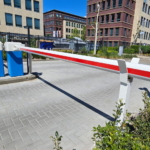 Thumbnail of http://Project%20-%20Bedrijfsparkeerterrein%20afbakenen%20met%20LBA%20slagbomen