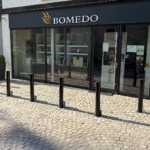 Thumbnail of http://Project%20-%20Handmatig%20inzinkbare%20afzetpalen%20ter%20bescherming%20bij%20een%20juwelier
